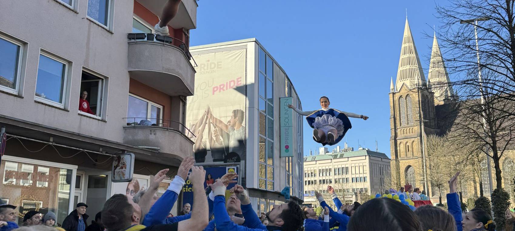 Bildergalerie: Rosenmontag und After-Zoch-Party in Solingen