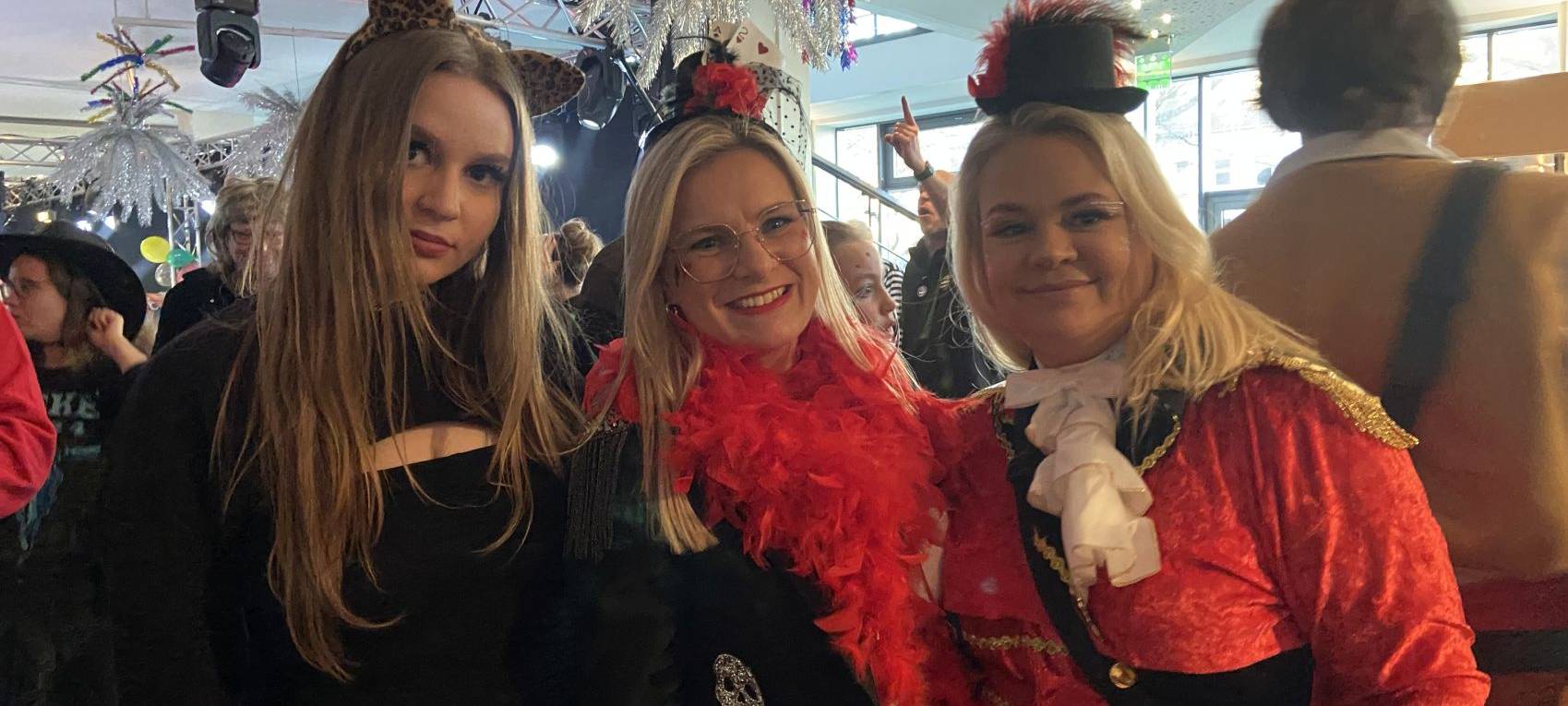 Bildergalerie: Rosenmontag und After-Zoch-Party in Solingen