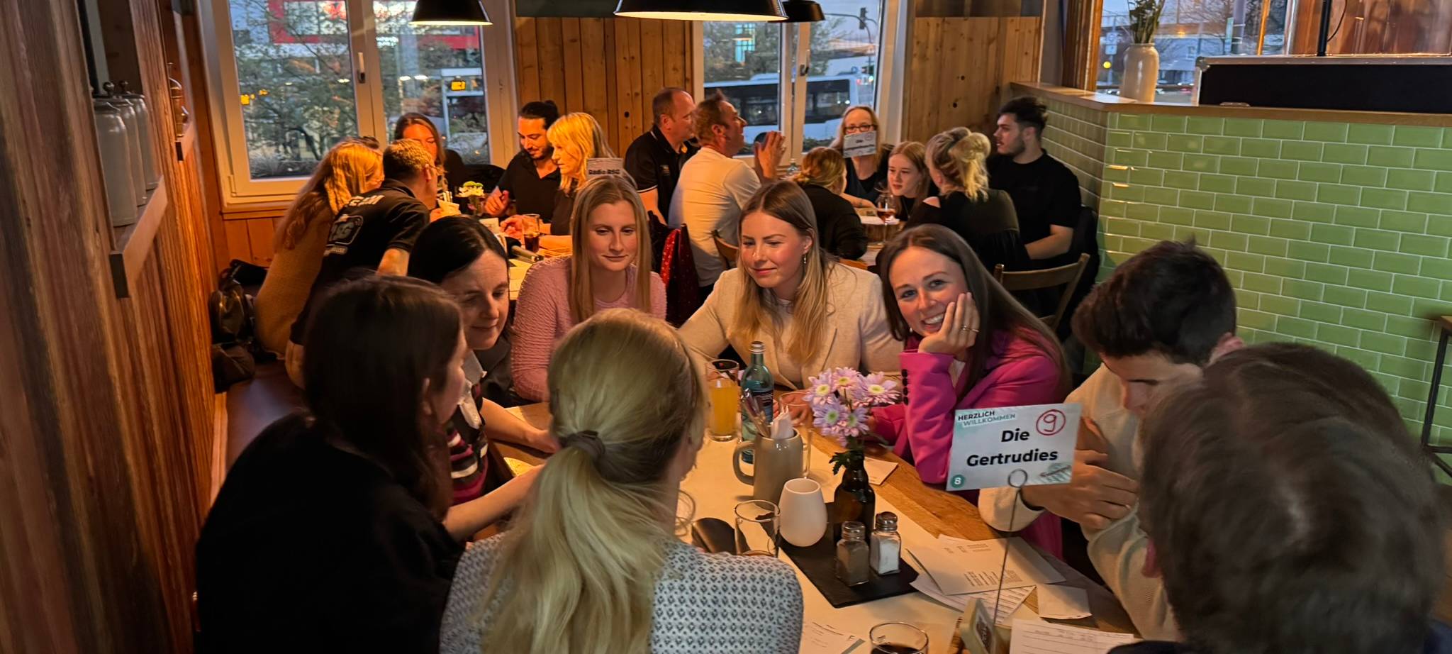 Die Gertrudies gewinnen das 4. Radio RSG-Kneipenquiz