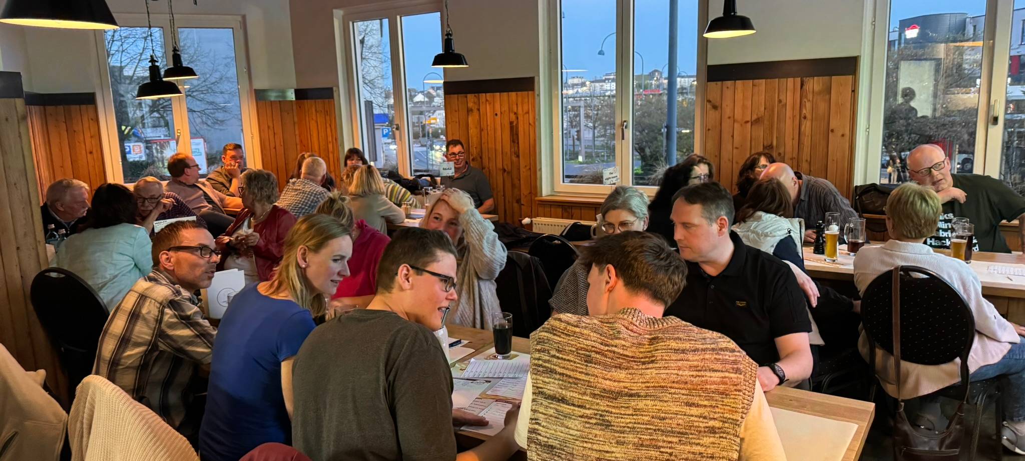 Die Gertrudies gewinnen das 4. Radio RSG-Kneipenquiz