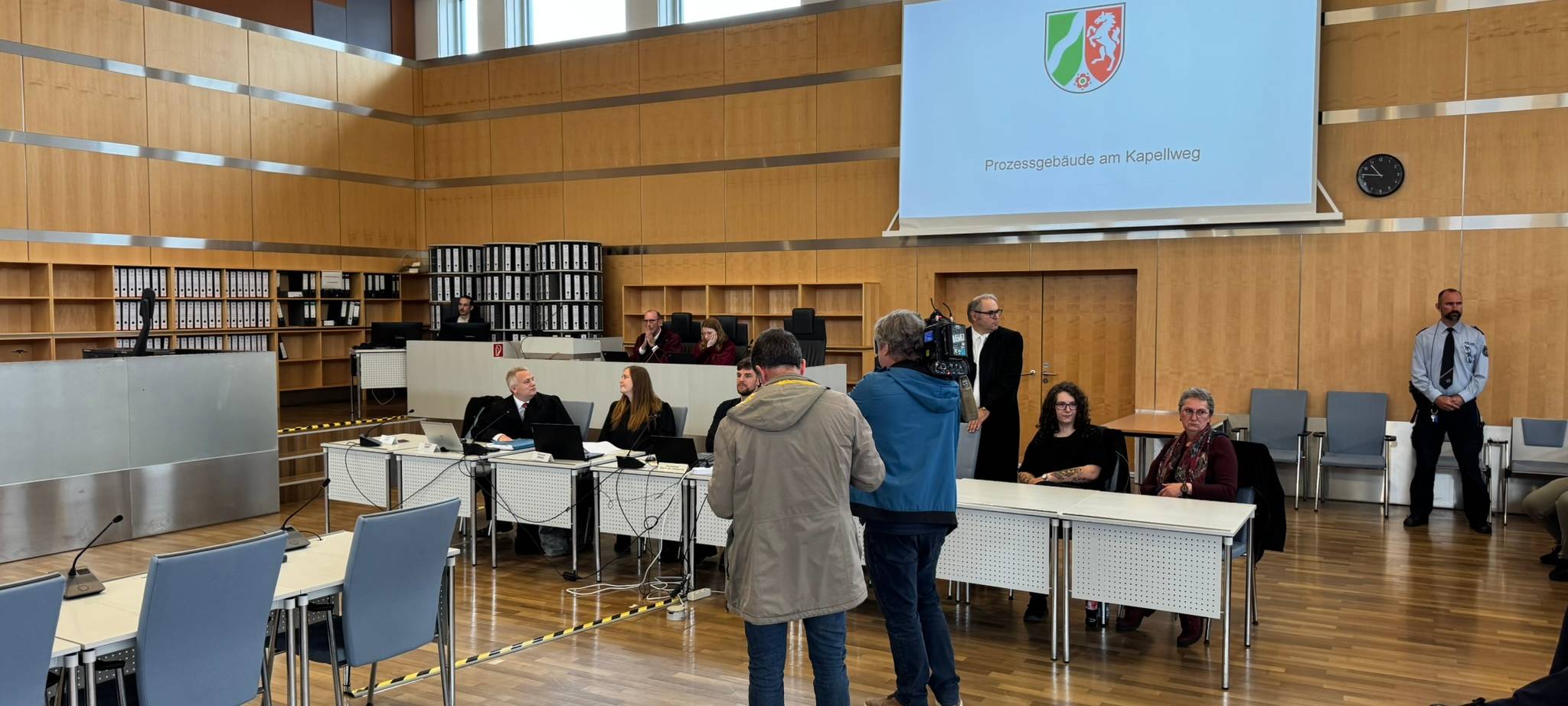Fronhof-Prozess: Angeklagter gesteht Messerangriff