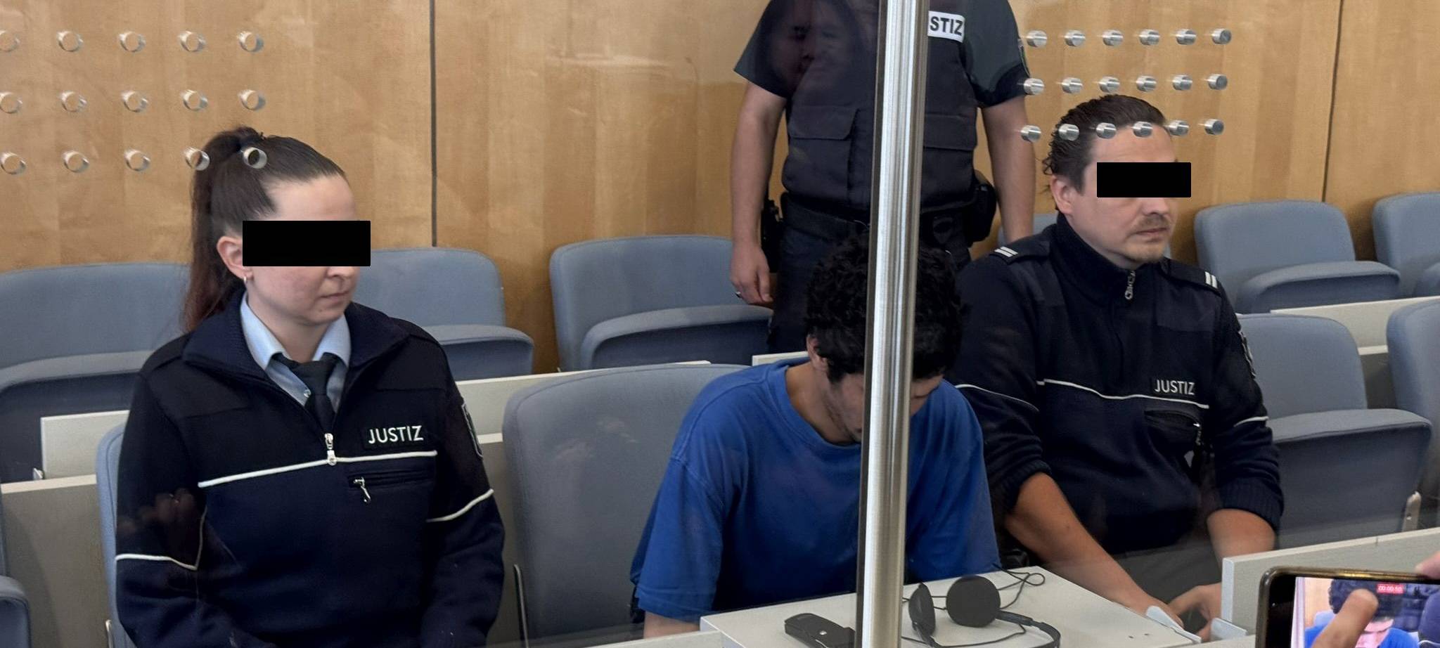 Fronhof-Prozess: Angeklagter gesteht Messerangriff