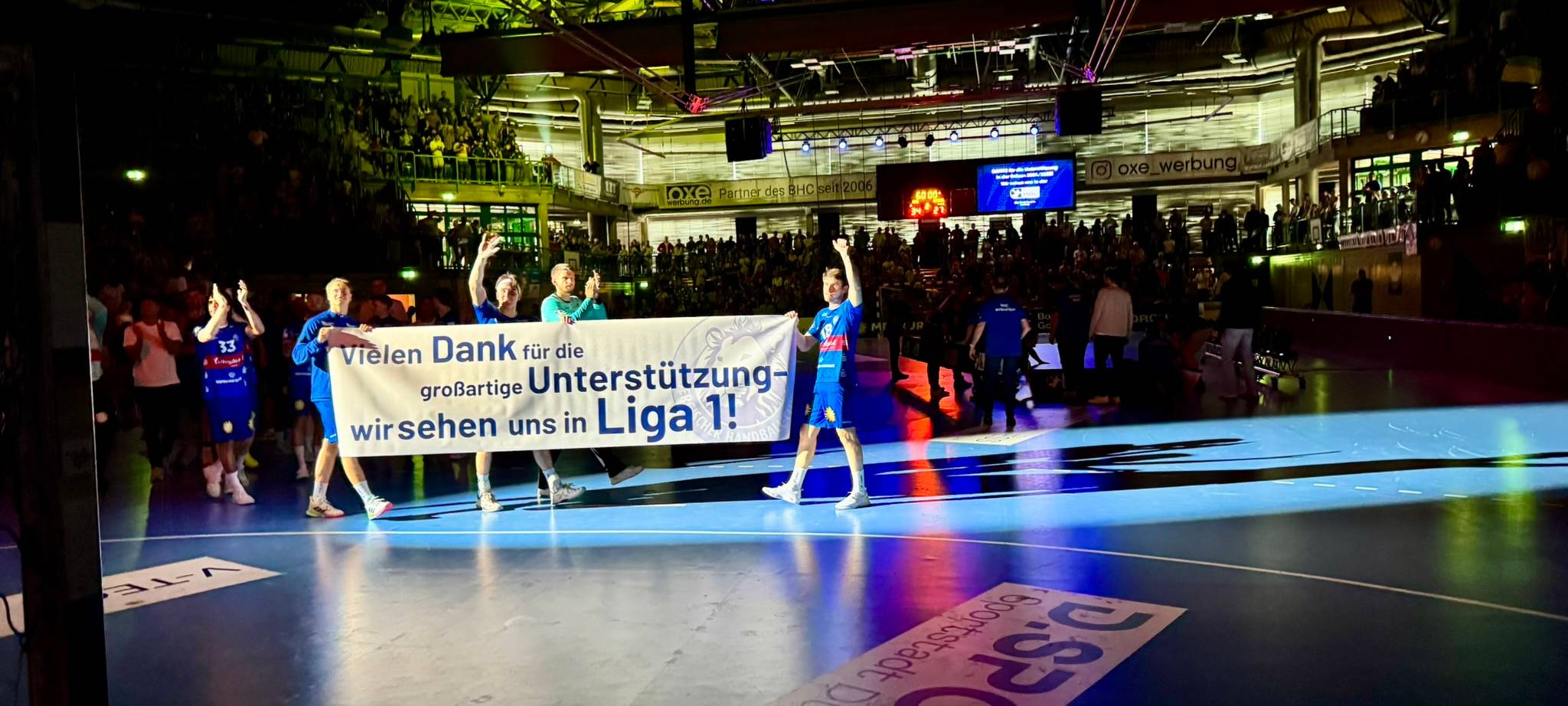 Da ist das Ding! Der Bergischer HC feiert die Meisterschaft