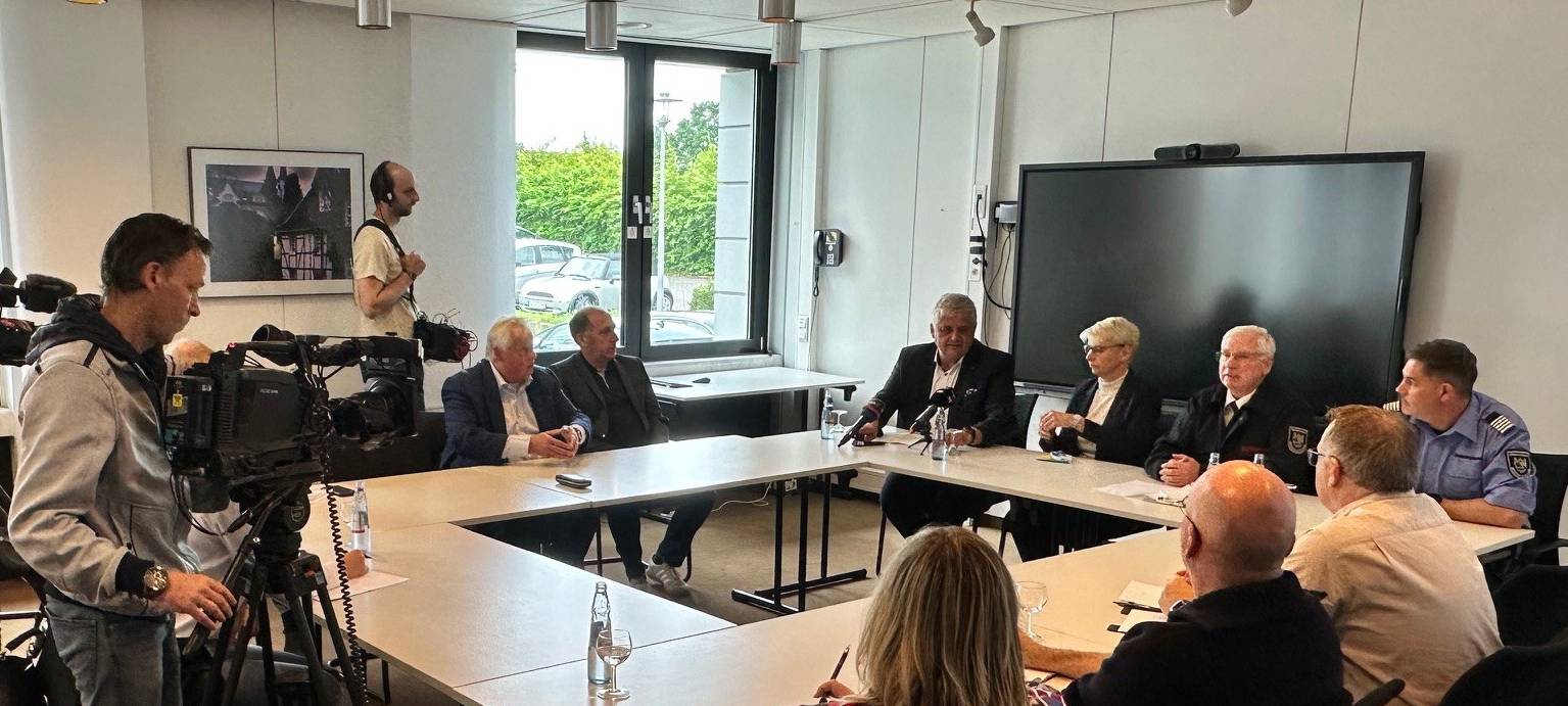 Nach Brandserie: Erhöhte Polizeipräsenz in Wermelskirchen