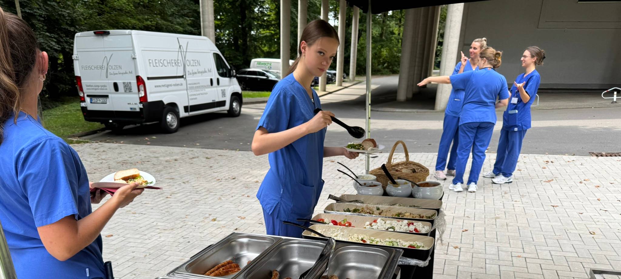 Grillpause für das Team der K1 im Sana-Klinikum Remscheid