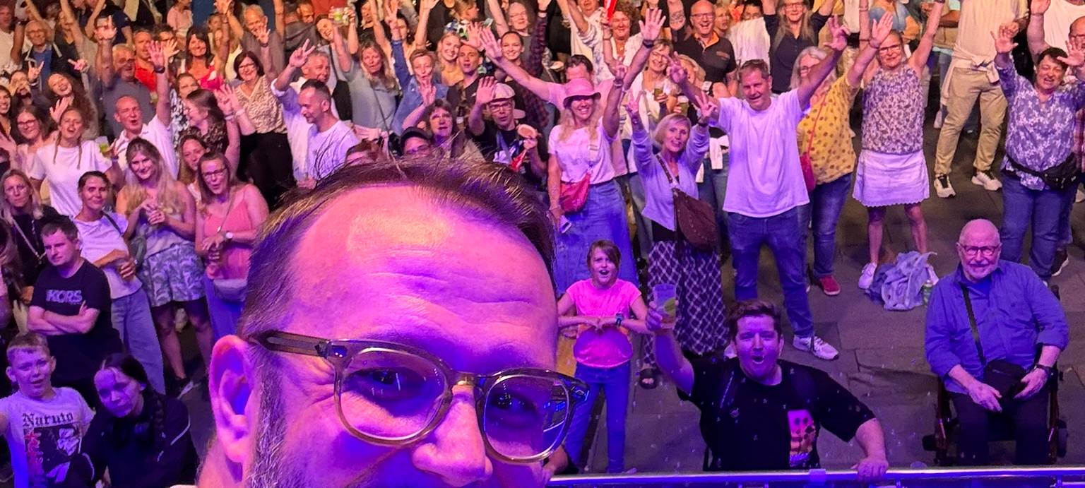 Solingen: Sommerparty auf dem Neumarkt hat begonnen