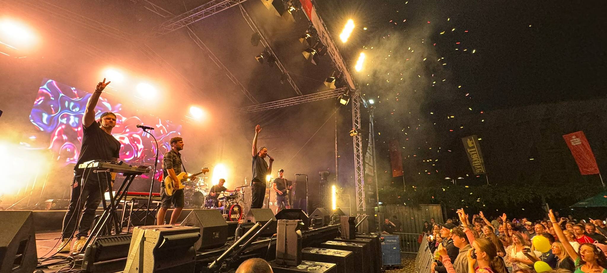 Solingen: Sommerparty auf dem Neumarkt hat begonnen