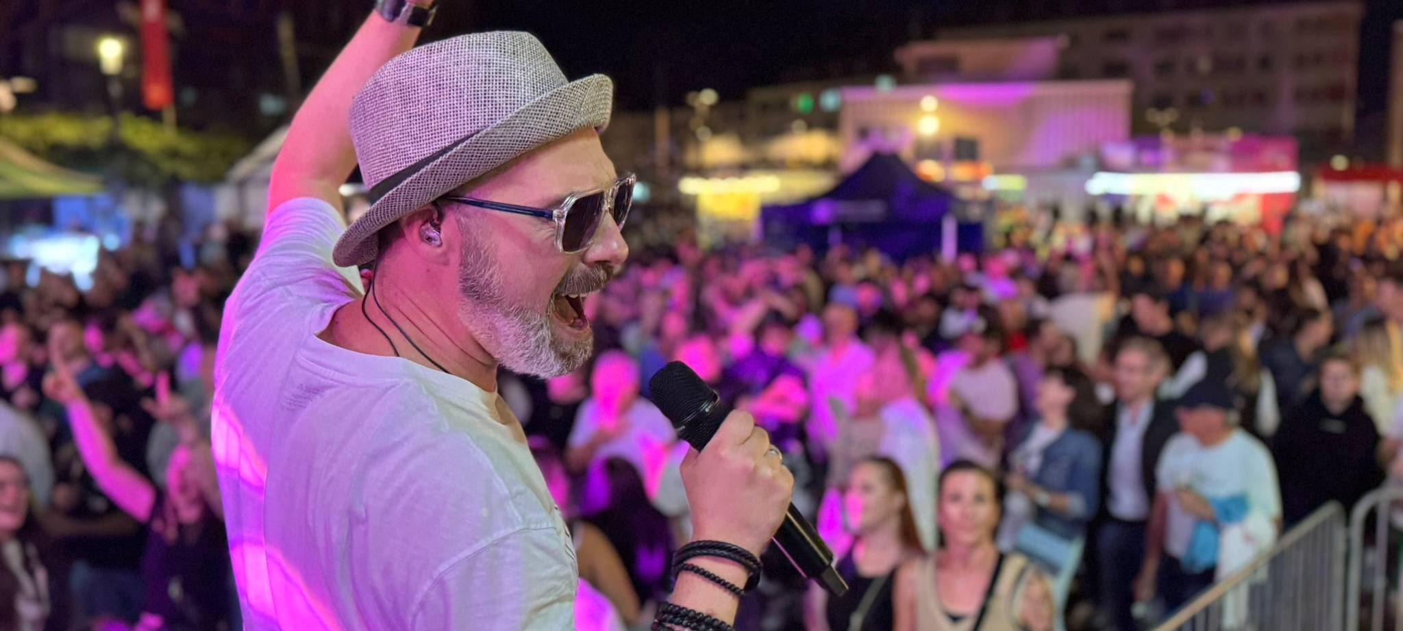 Solingen: Sommerparty auf dem Neumarkt hat begonnen