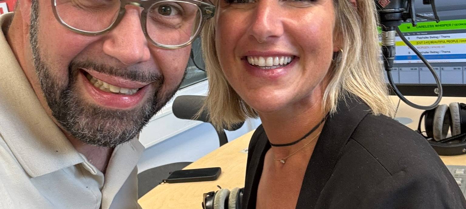 Süchtig nach Show - Alisha, Pop-Schlager-Sängerin aus Solingen