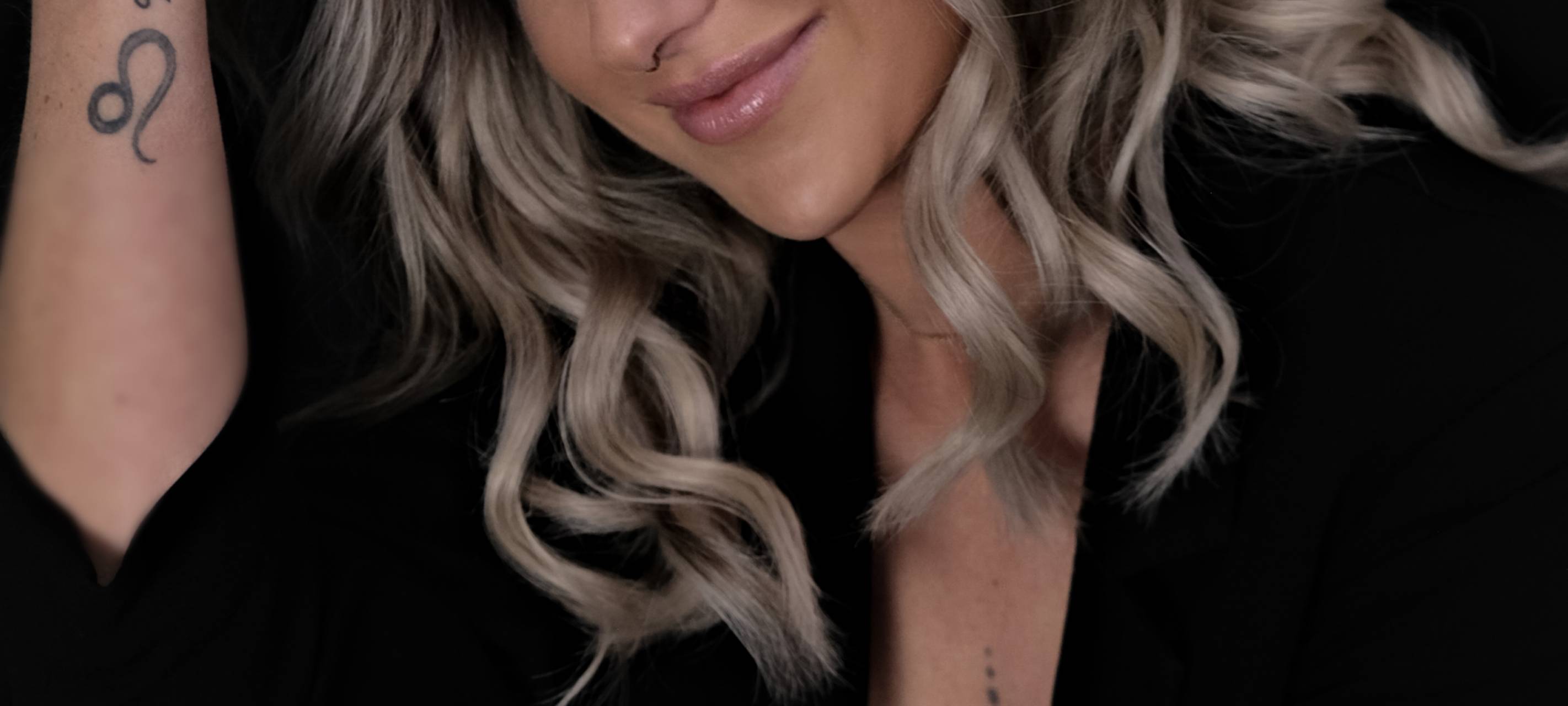 Süchtig nach Show - Alisha, Pop-Schlager-Sängerin aus Solingen