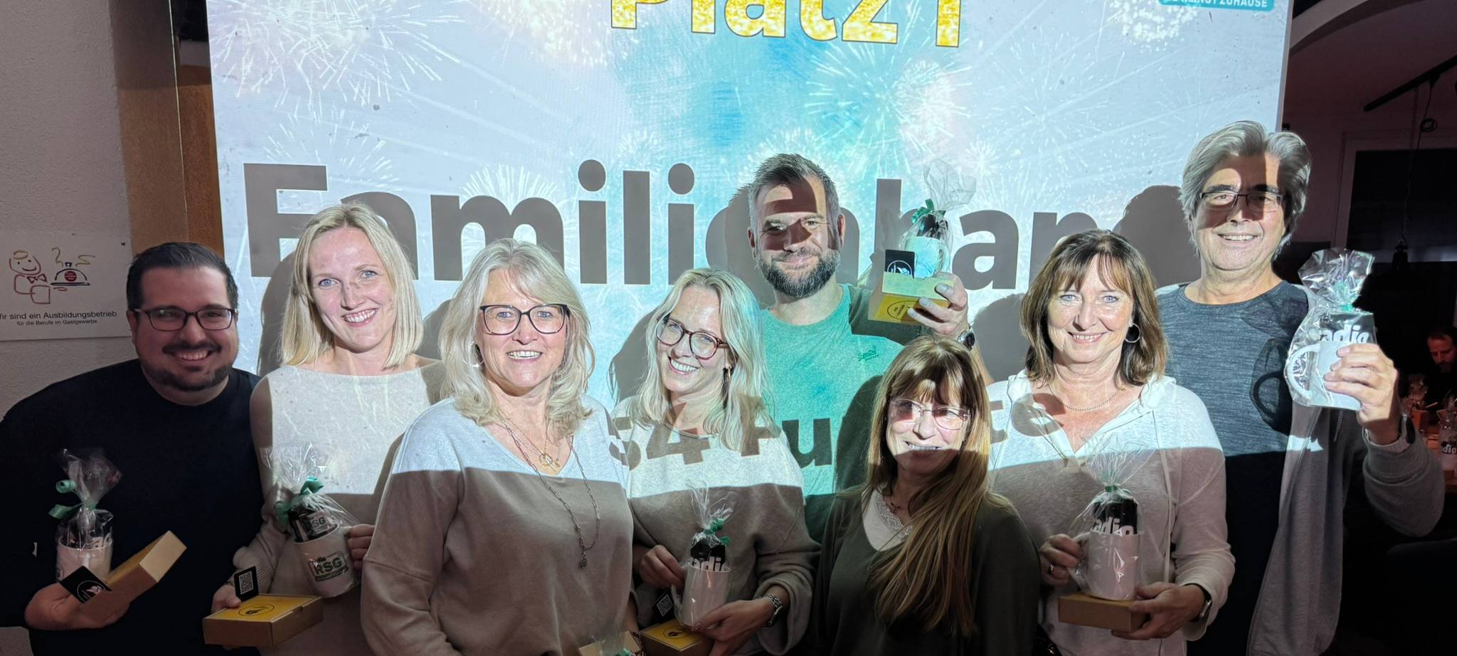 Familienbande rockt das Kneipenquiz