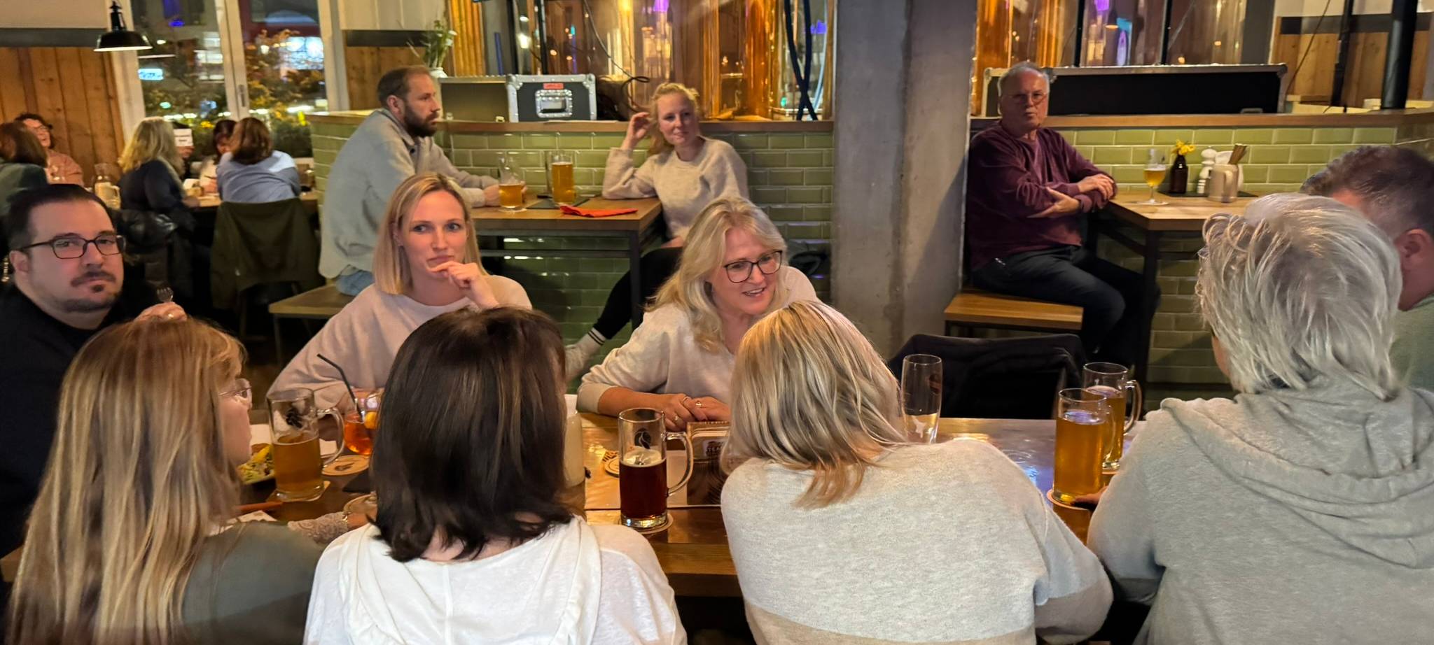 Familienbande rockt das Kneipenquiz