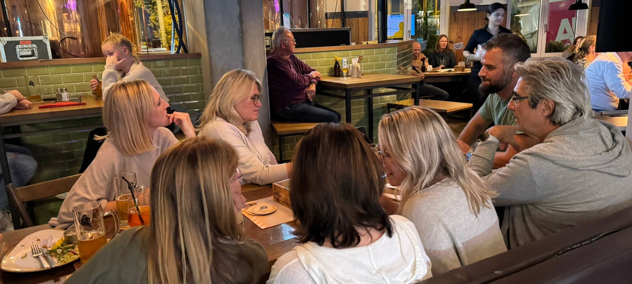 Familienbande rockt das Kneipenquiz