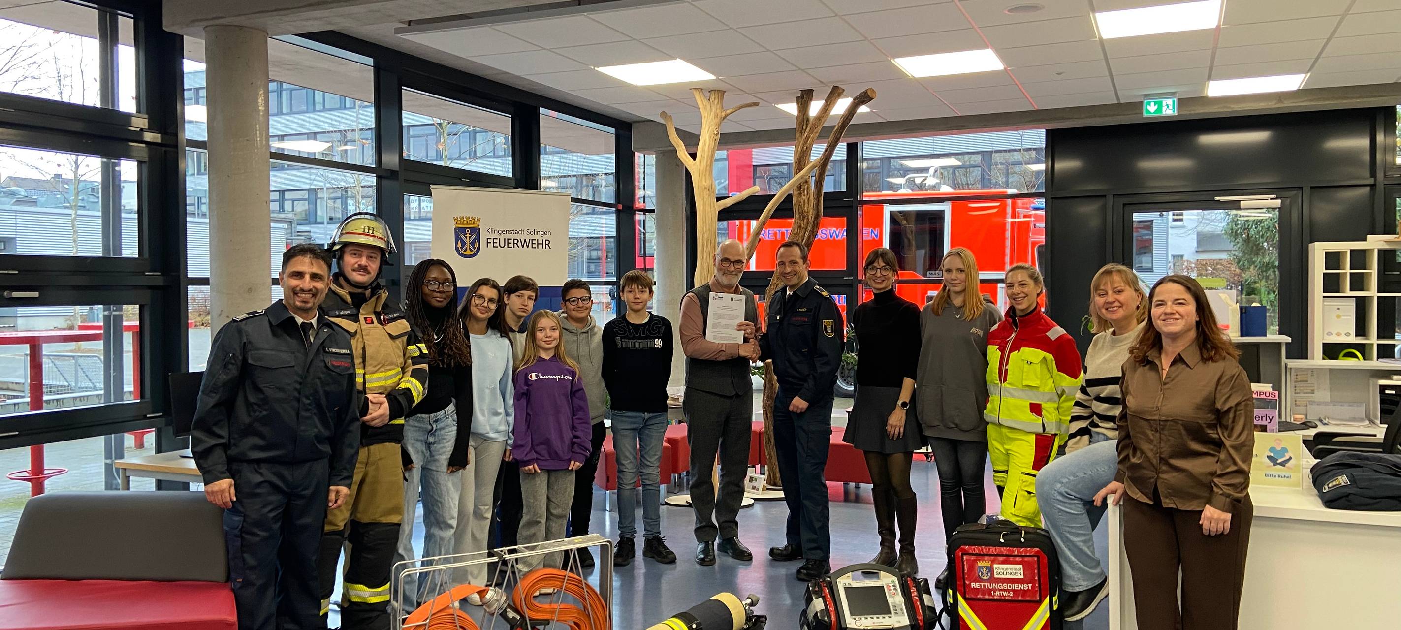 Solinger Feuerwehr arbeitet mit Schule zusammen