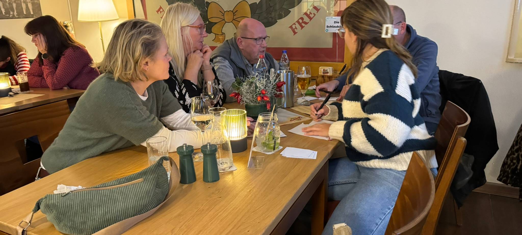 "Der bunte Haufen" mischt das Kneipenquiz in Solingen auf