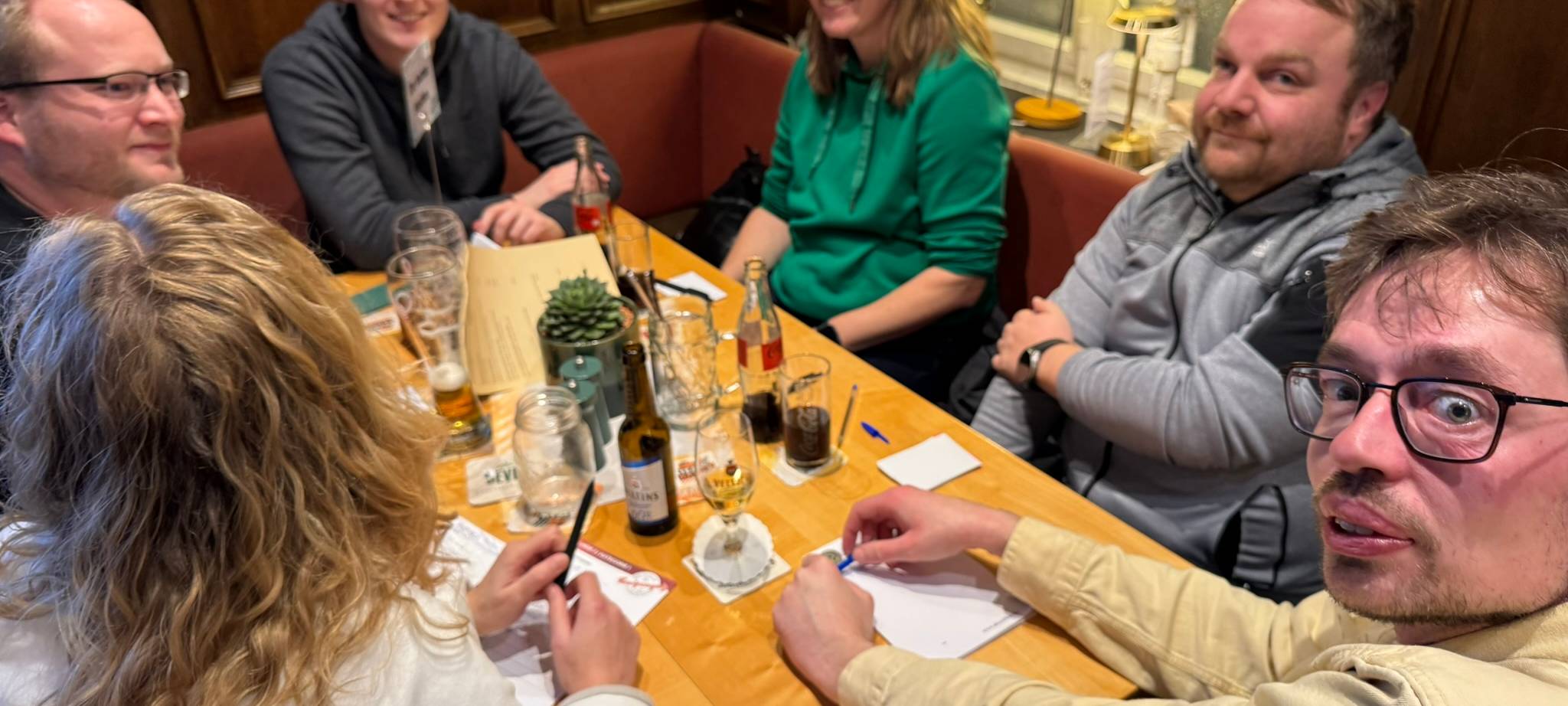 "Der bunte Haufen" mischt das Kneipenquiz in Solingen auf