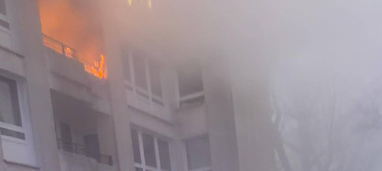 Remscheid: Balkonbrand an Otto-Hahn-Straße