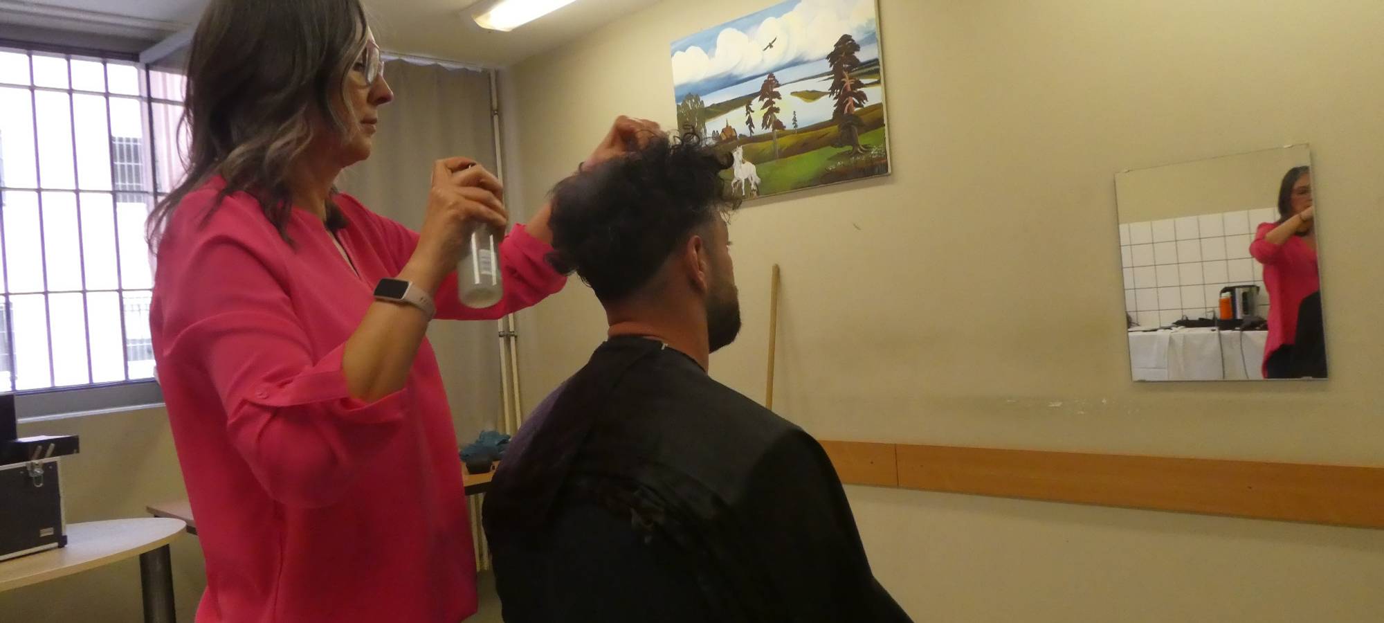 Knast live: Haarrest - Macht Gefängnis schneller grau?