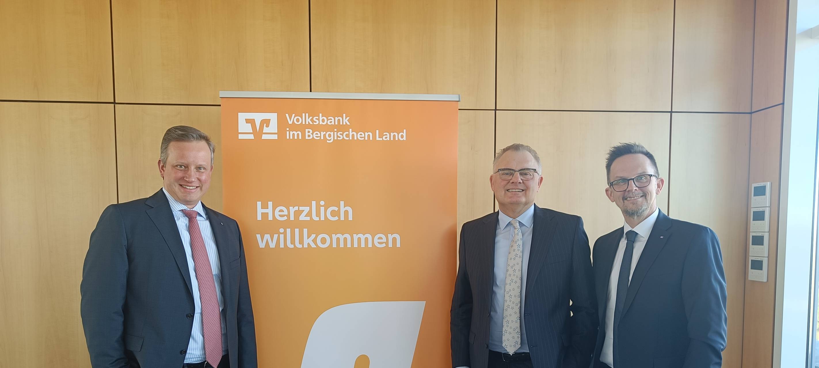 Volksbank setzt auf Farbpatronen in Automaten