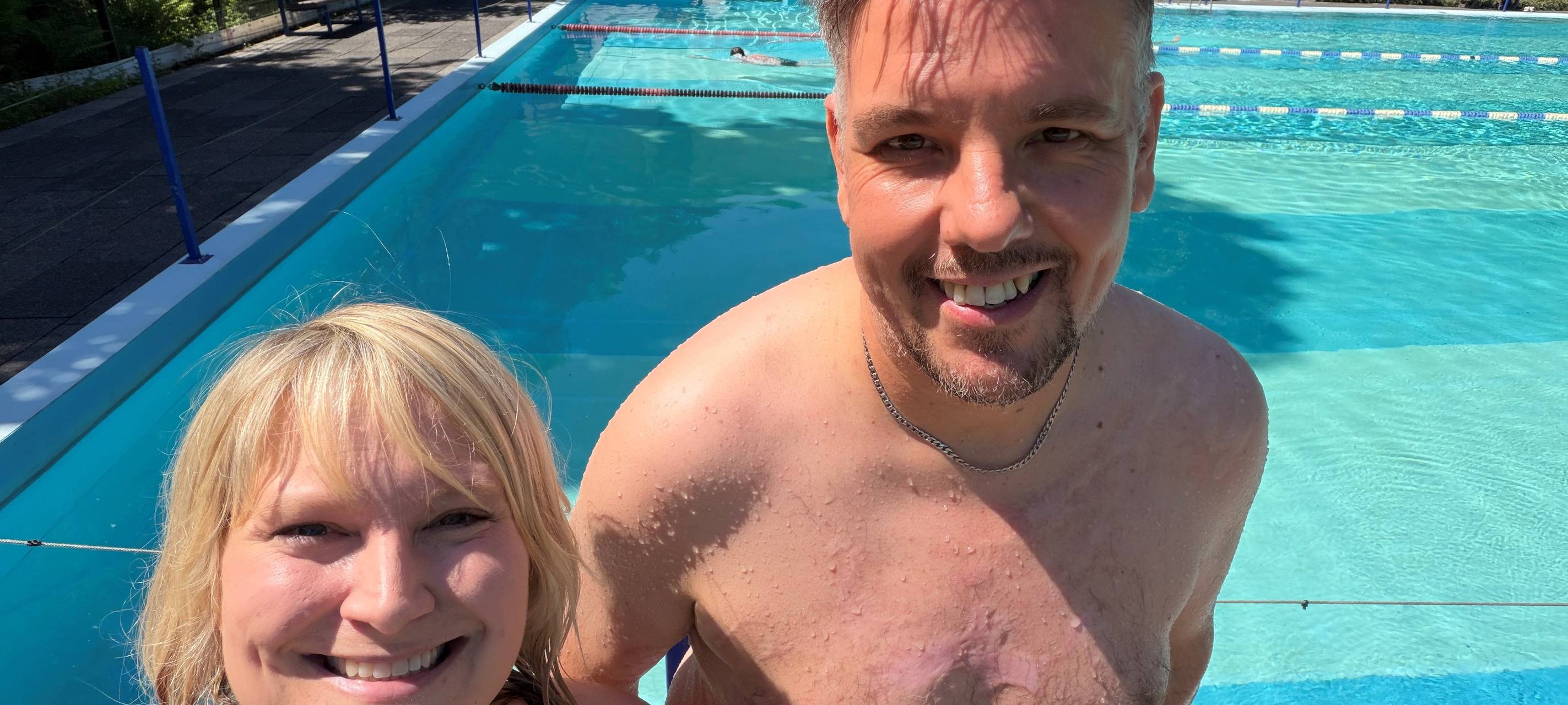 Anschwimmen im Freibad Ittertal