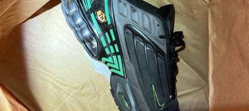 Der Jugendliche verlor diesen Schuh