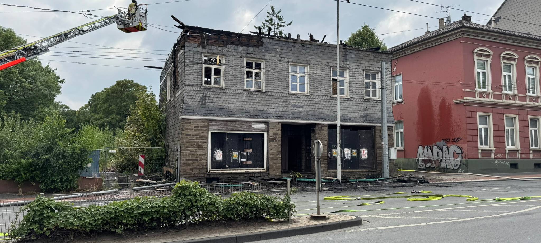 Solingen: Dachstuhlbrand am Werwolf