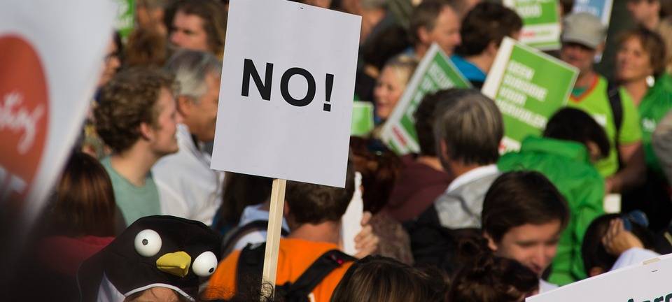 Morgen Protest vor Klinikum