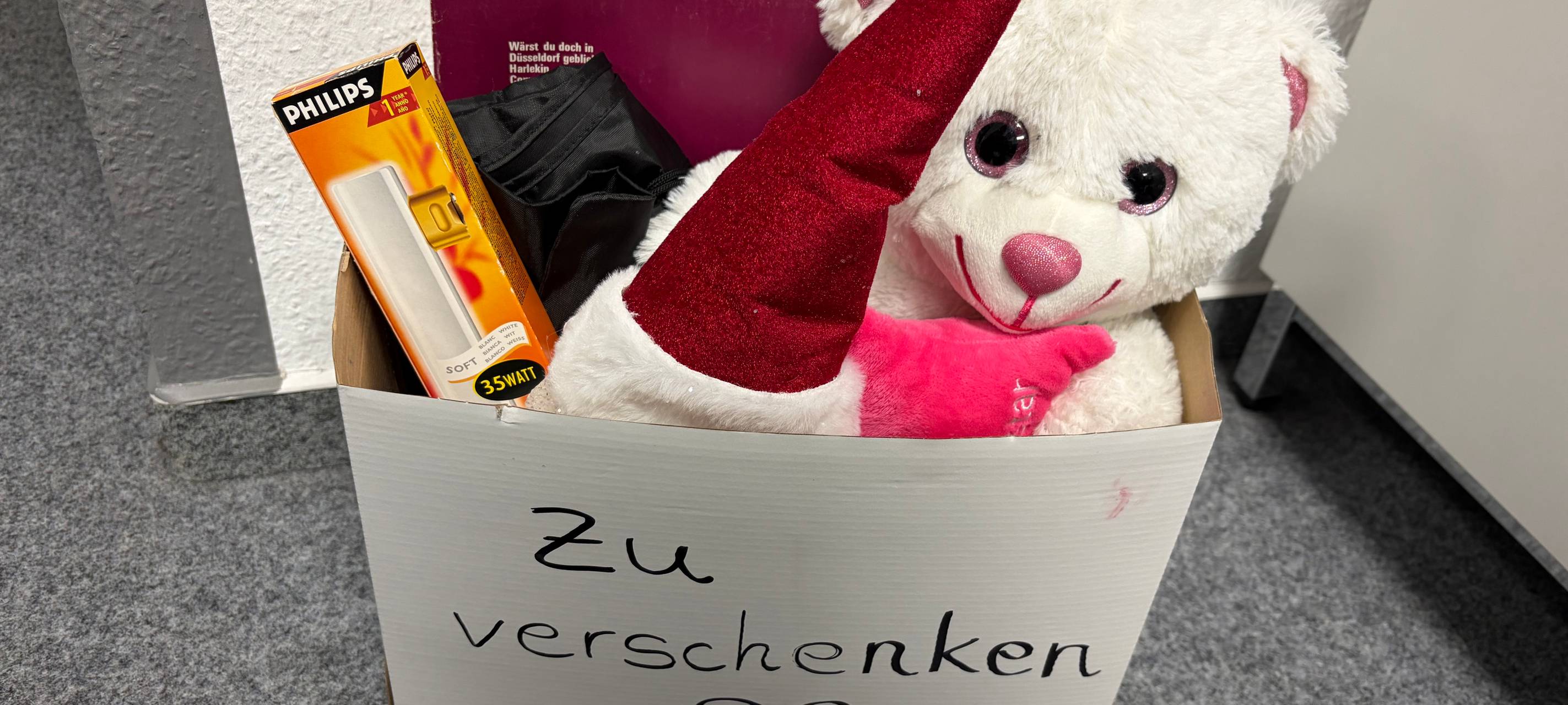 Immer mehr „Zu verschenken“-Kisten in Remscheid und Solingen
