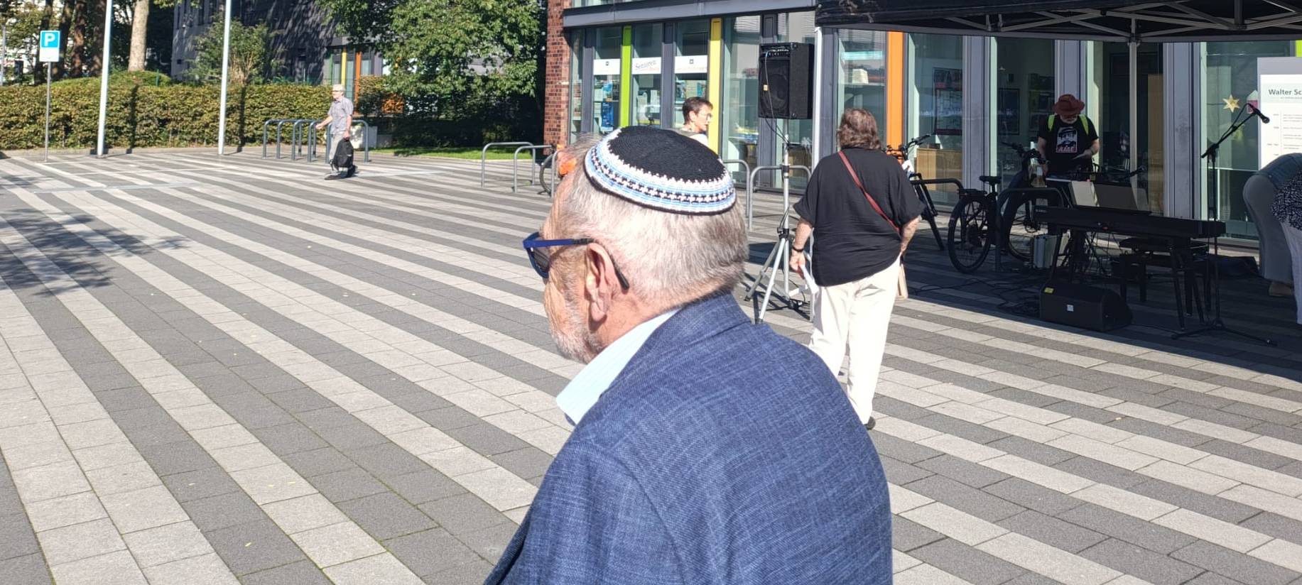 Bestürzung über Brandanschlag auf Wuppertaler Synagoge