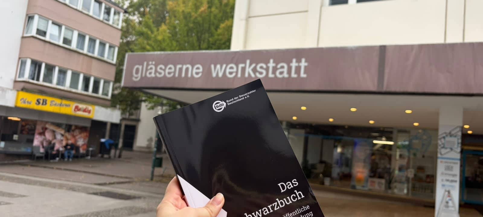 Steuerverschwendung? Gläserne Werkstatt im Schwarzbuch