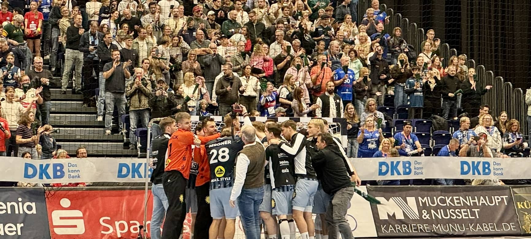 Erster Heimsieg: BHC gewinnt hauchdünn gegen Hamburg
