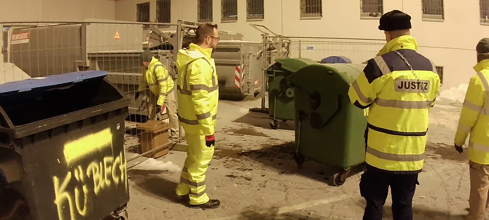 Knast live: Die Hof-Kolonne - Der mit dem Wolf fegt