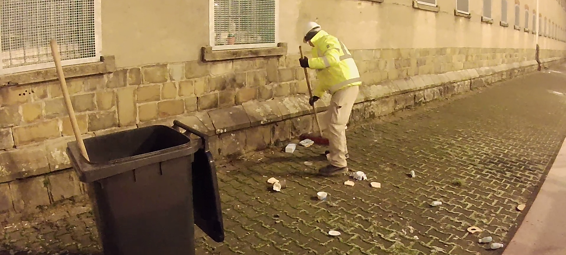 Knast live: Die Hof-Kolonne - Der mit dem Wolf fegt