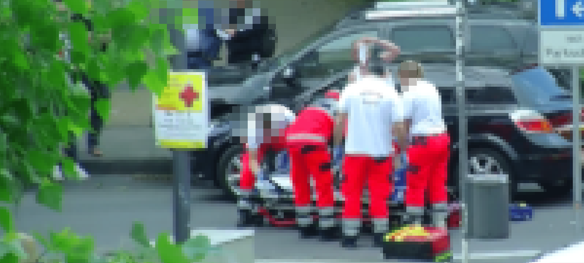 Mädchen bei Unfall mit Bus schwer verletzt